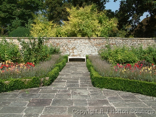 Avebury garden_2